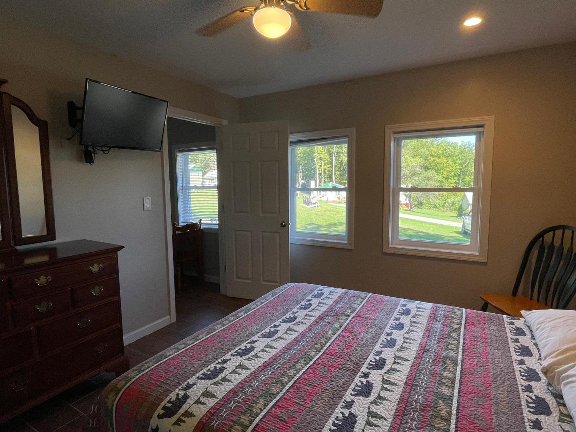 Hill View Motel And Cottages レイク・ジョージ エクステリア 写真
